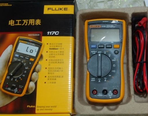 Fluke 117C Voltage measurement multimeter weight-550g Operating temperature/-10 °C to +50 °C