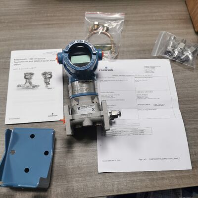 Rosemount 3051CD3A02A1JM6K5S5Q4 with integral manifold model 0305RC52B11B424(Manifold details