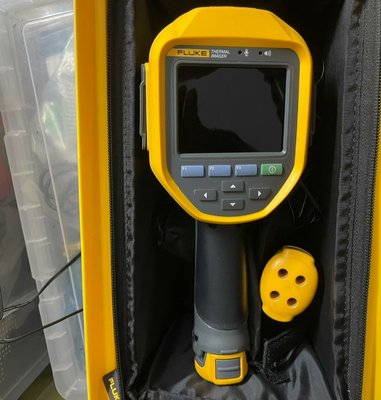 Fluke Ti300+ Infrared Camera with 320 x 240 Detector Resolution, LaserSharp Auto Focus, and Wireless Connectivity