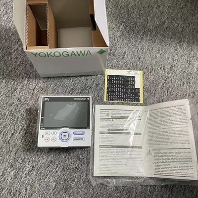 UT35A-001-10-00 Original Temperature Digital Controller for Industrial Applications