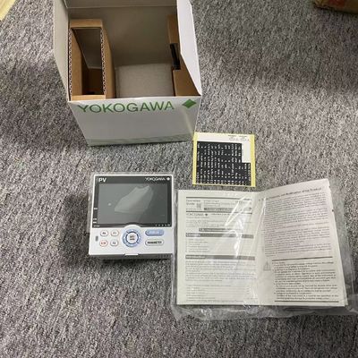 UT35A-001-10-00 Original Temperature Digital Controller for Industrial Applications