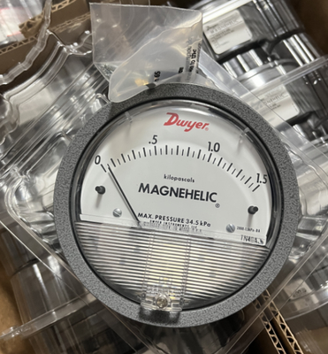 Dwyer MAGNEHELIC Differential Pressure Gauge 2300-1KPA,2300-2KPA,2300-2.5 KPA