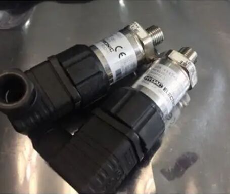Máy đo chênh lệch áp suất HYDAC 4400 HDA4445-A-400-000