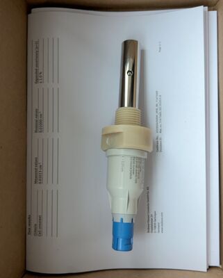 Cảm biến độ dẫn điện kỹ thuật số chính hãng mới E+H CLS15E-MAHC10A có thể được giao trong thời gian ngắn