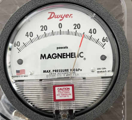 Dwyer Series-2000 Magnehelic Differential Pressure Gauge với 4 trong Dial Dia và 1/8 trong kết nối quy trình cho phạm vi 0-30Pa