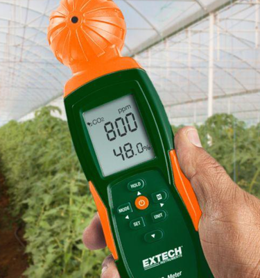 FLIR Extech CO240 Indoor Air Quality Meter with 0 to 9,999ppm CO2, 10 to 90% Relative Humidity, and Dew Point Calculations